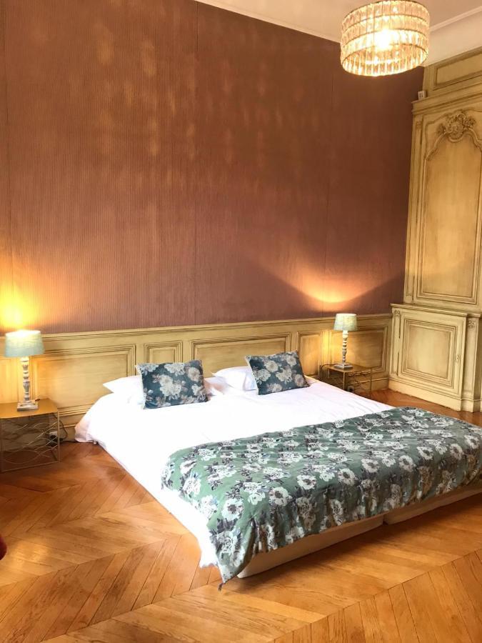 Le Domaine De Barbizon Hotel Saint-Martin-en-Biere Ngoại thất bức ảnh