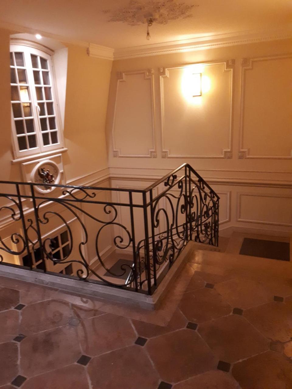 Le Domaine De Barbizon Hotel Saint-Martin-en-Biere Ngoại thất bức ảnh
